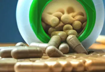 КАКИЕ ПРОТИВОПОКАЗАНИЯ ИМЕЕТ ВИТАМИН B17?